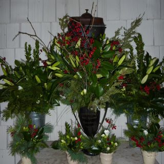 A Winter Holiday Bouquet Kit