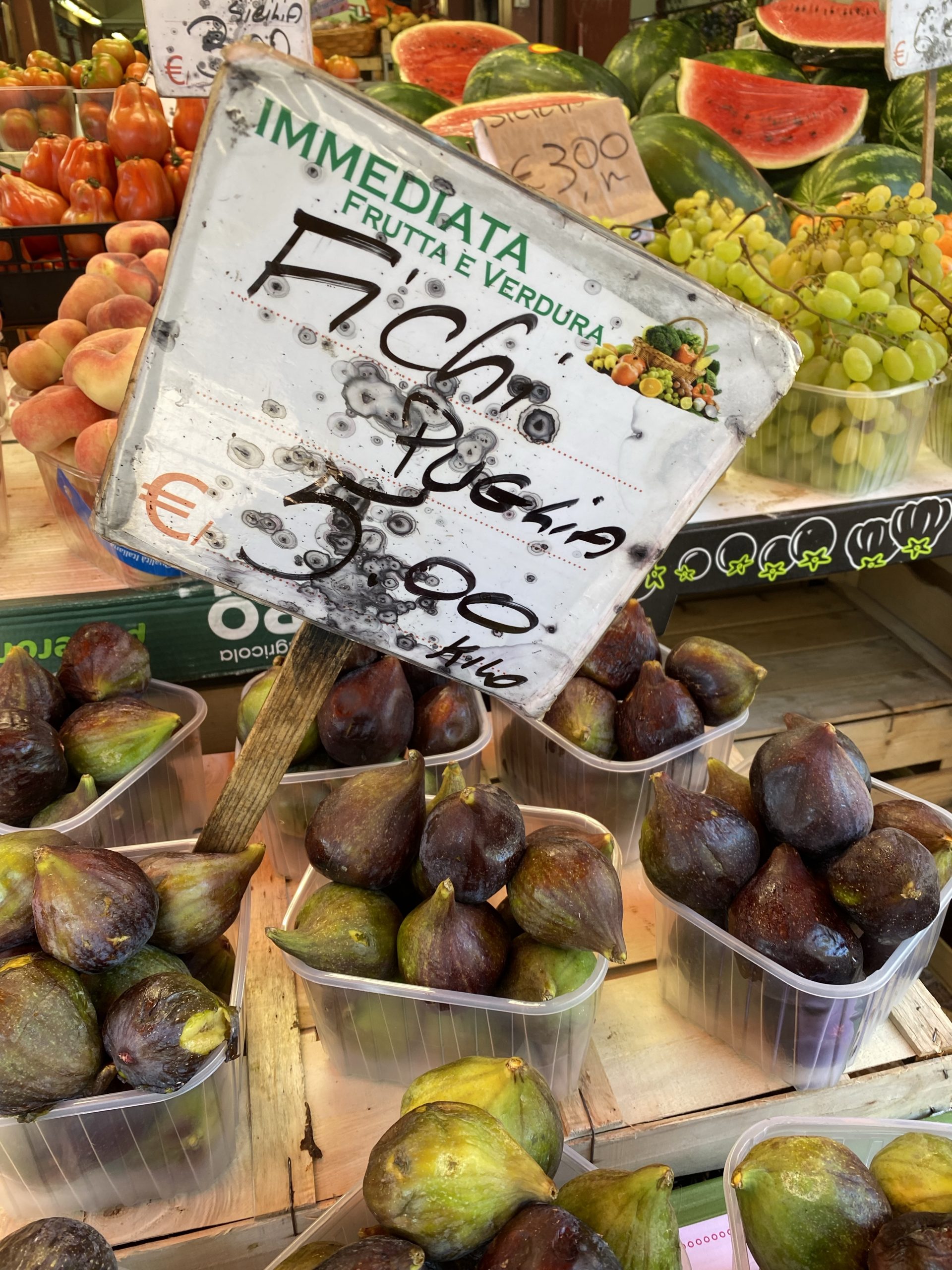 Fichi, figs, Puglia, Mercato dei Fiori, Ventimiglia, Italy, Ventimille, Italie