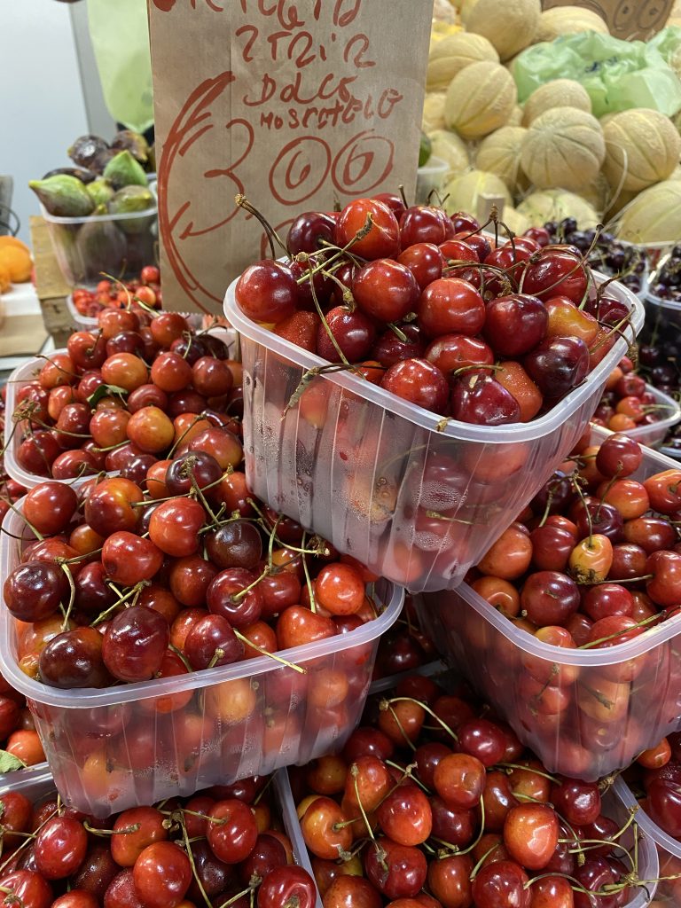 Mercato dei Fiori, Ventimiglia, Italy, Ventimille, Italie, cherries