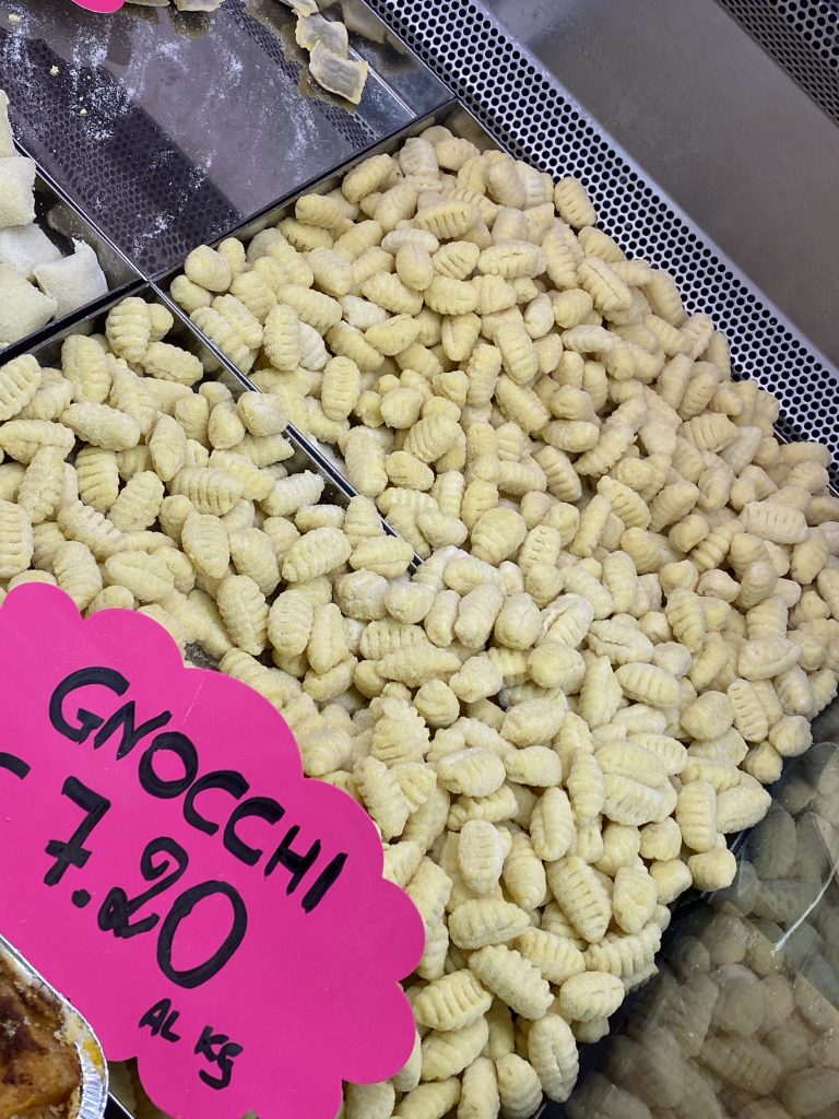 Fresh Gnocchi, Mercato dei Fiori, Ventimiglia, Italy, Ventimille, Italie