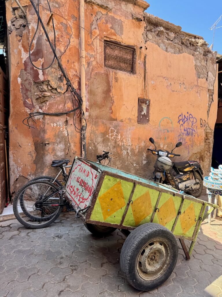 Souk, Marrakech, Medina, patina walls, rustic cart