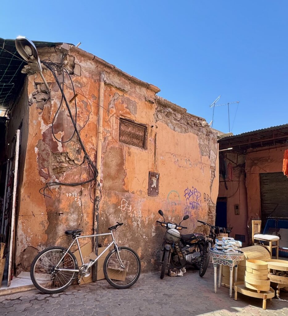 Souk, Marrakech, Medina, north African patina, graffiti