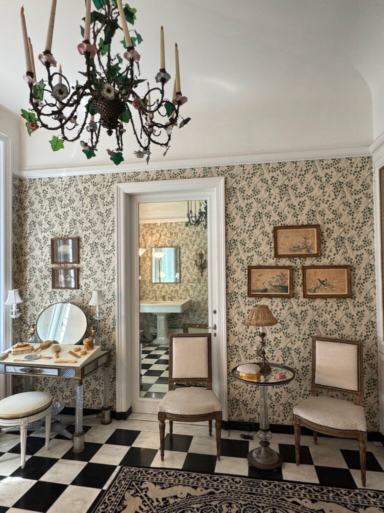 Rough Point House, Doris Duke, Doris Duke bedroom, trellis and vine wallpaper, Newport Restoration Foundation, Newport, RI